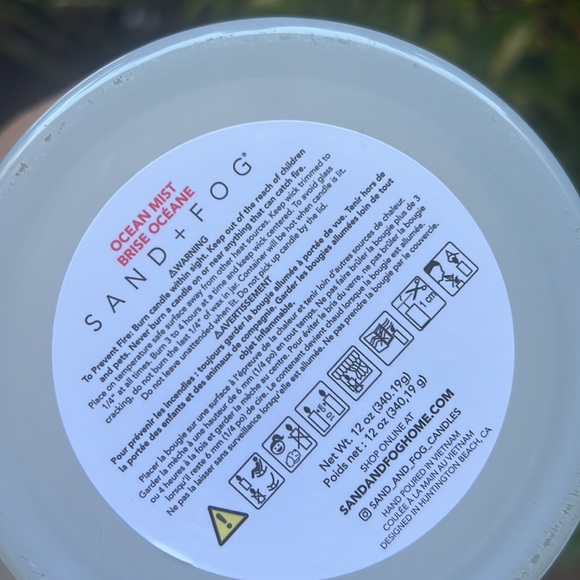 Ocean Mist Scented Candle - Picture 9 of 11